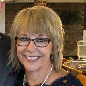 Meet your Posher, Peggy
